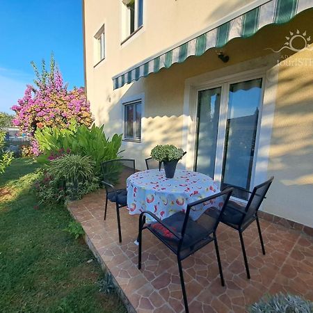 Murine Bozica House With Apartments מראה חיצוני תמונה