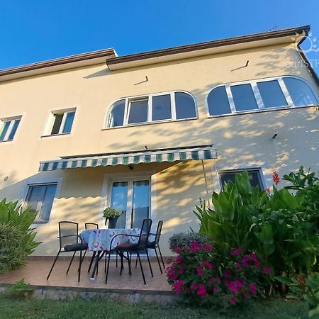 Murine Bozica House With Apartments מראה חיצוני תמונה