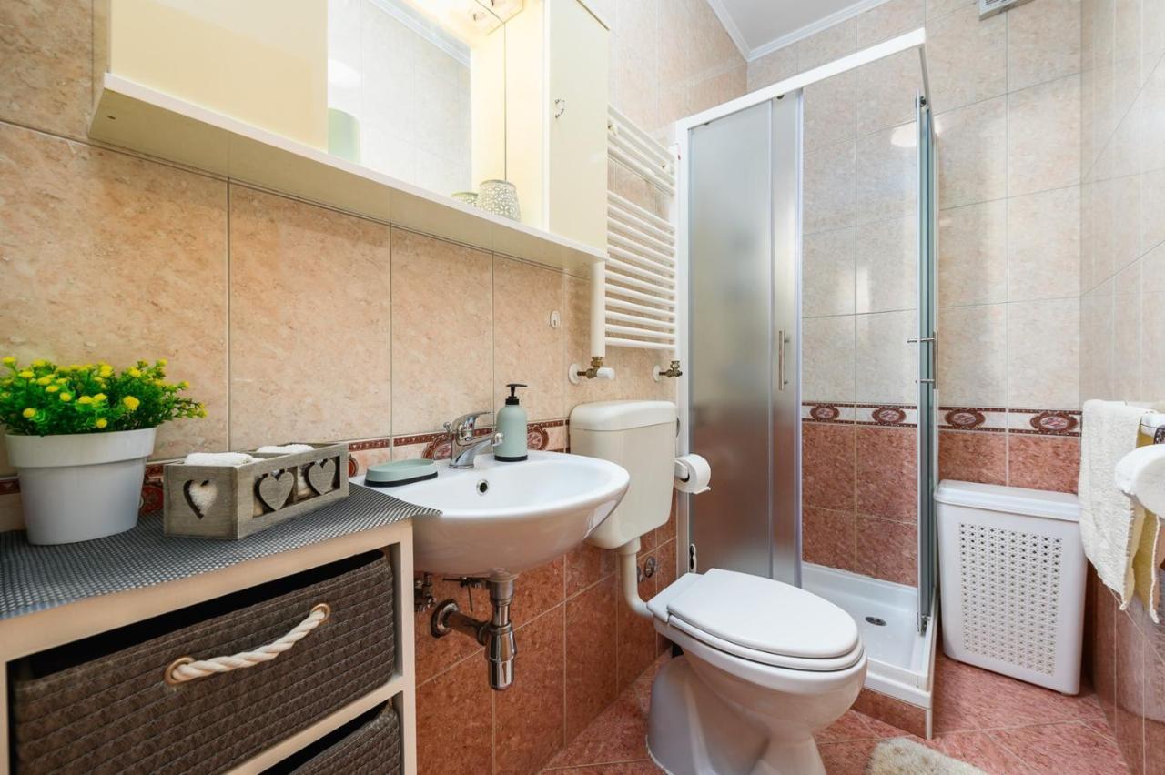 Murine Bozica House With Apartments מראה חיצוני תמונה