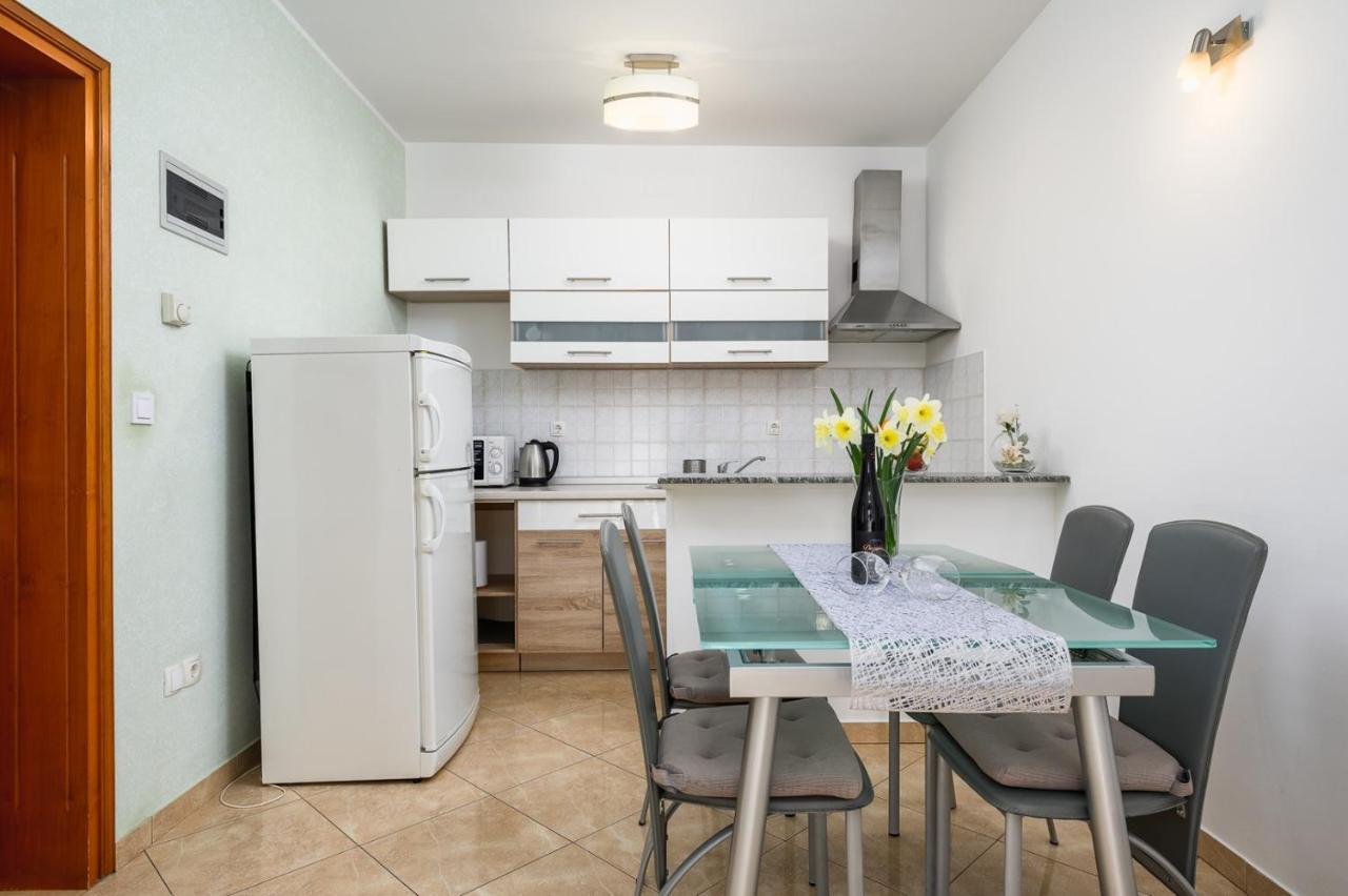 Murine Bozica House With Apartments מראה חיצוני תמונה