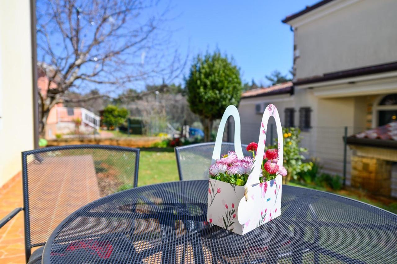 Murine Bozica House With Apartments מראה חיצוני תמונה